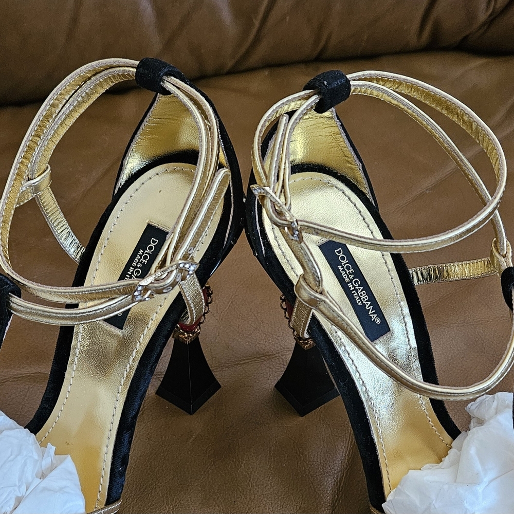 Dolce & Gabbana Black Suede Metallic Gold Leather Luxury Heels Size 8 US (MINT) - Picture 8 of 16